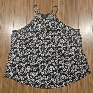 NWOT Flower & Feather Floral Sleeveless Top